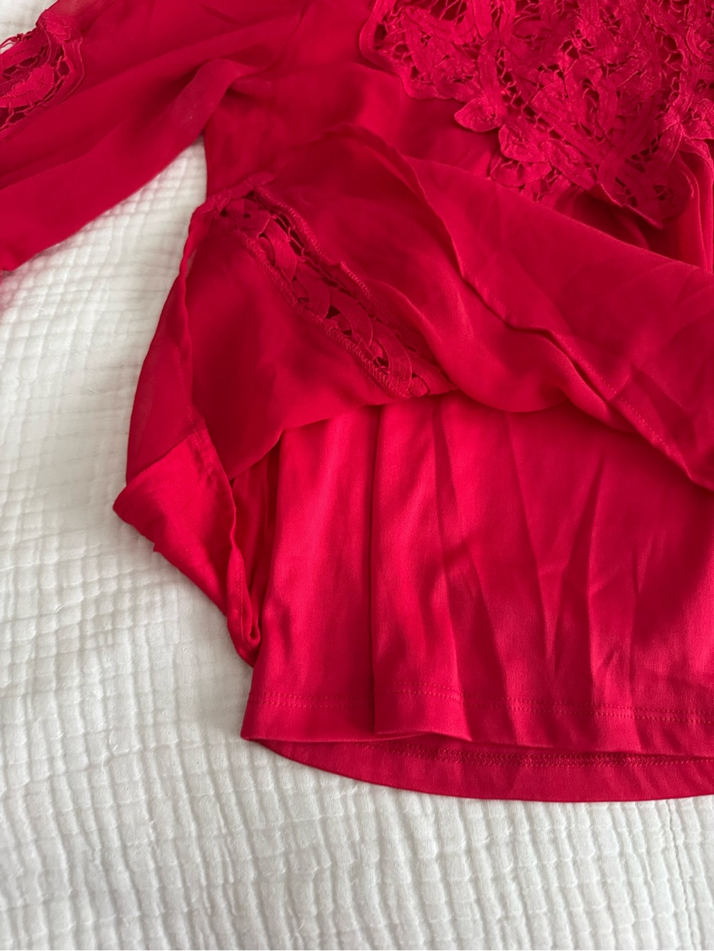 Red Bell Sleeved Lace Chiffon Blouse - Picture 5 of 6